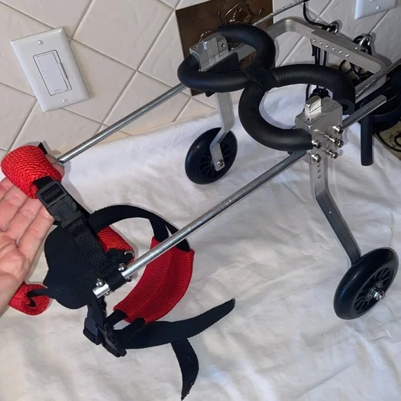 Like new XS pet/ dog wheelchair